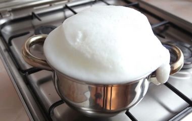 Если пригорело молоко, как отмыть кастрюлю: эффективные методы